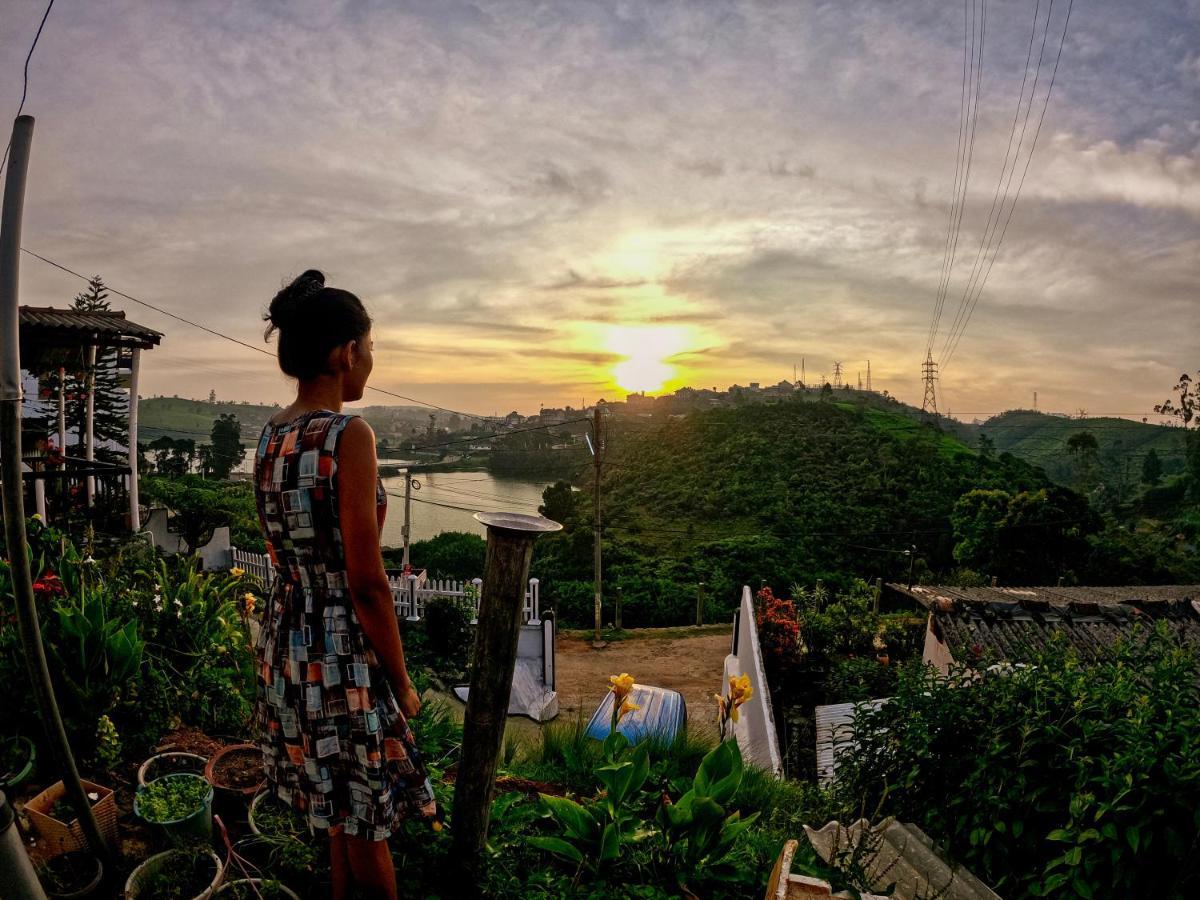 Fair View Holiday Home นูวาราเอลิยา ภายนอก รูปภาพ