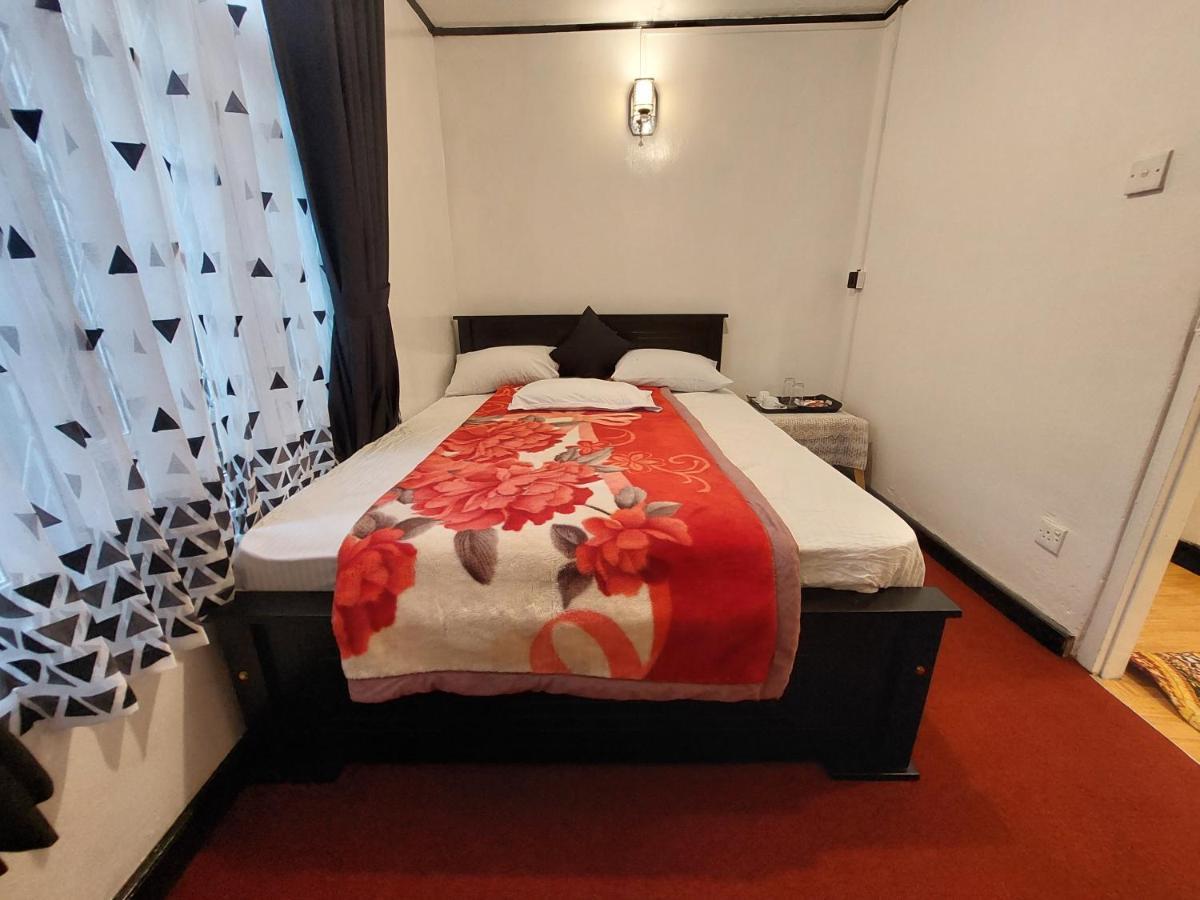 Fair View Holiday Home นูวาราเอลิยา ภายนอก รูปภาพ